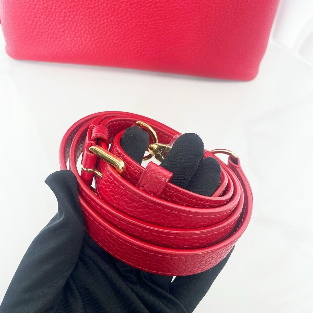 Louis Vuitton Red Grained Leather Capucines BB Bag - Picture 8 of 14